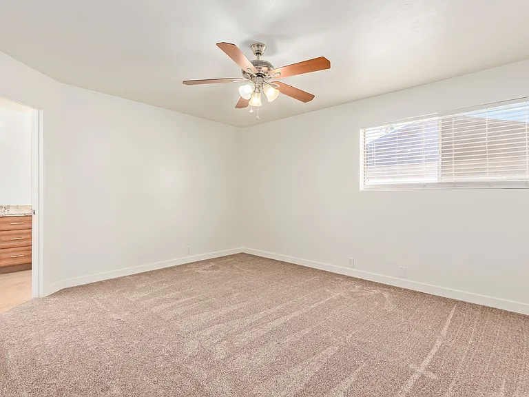 8731 E Minnezona Ave — Photo 19