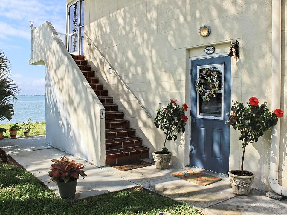 1st image of 1203 Bayshore Dr Unit 102