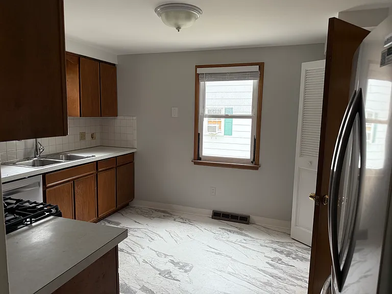 67 Princeton Pl #2 — Photo 17