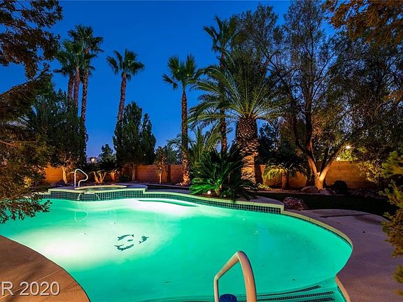 4th image of 9523 Malasana Ct