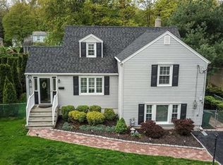 32 Elmwood Rd, Florham Park, NJ 07932