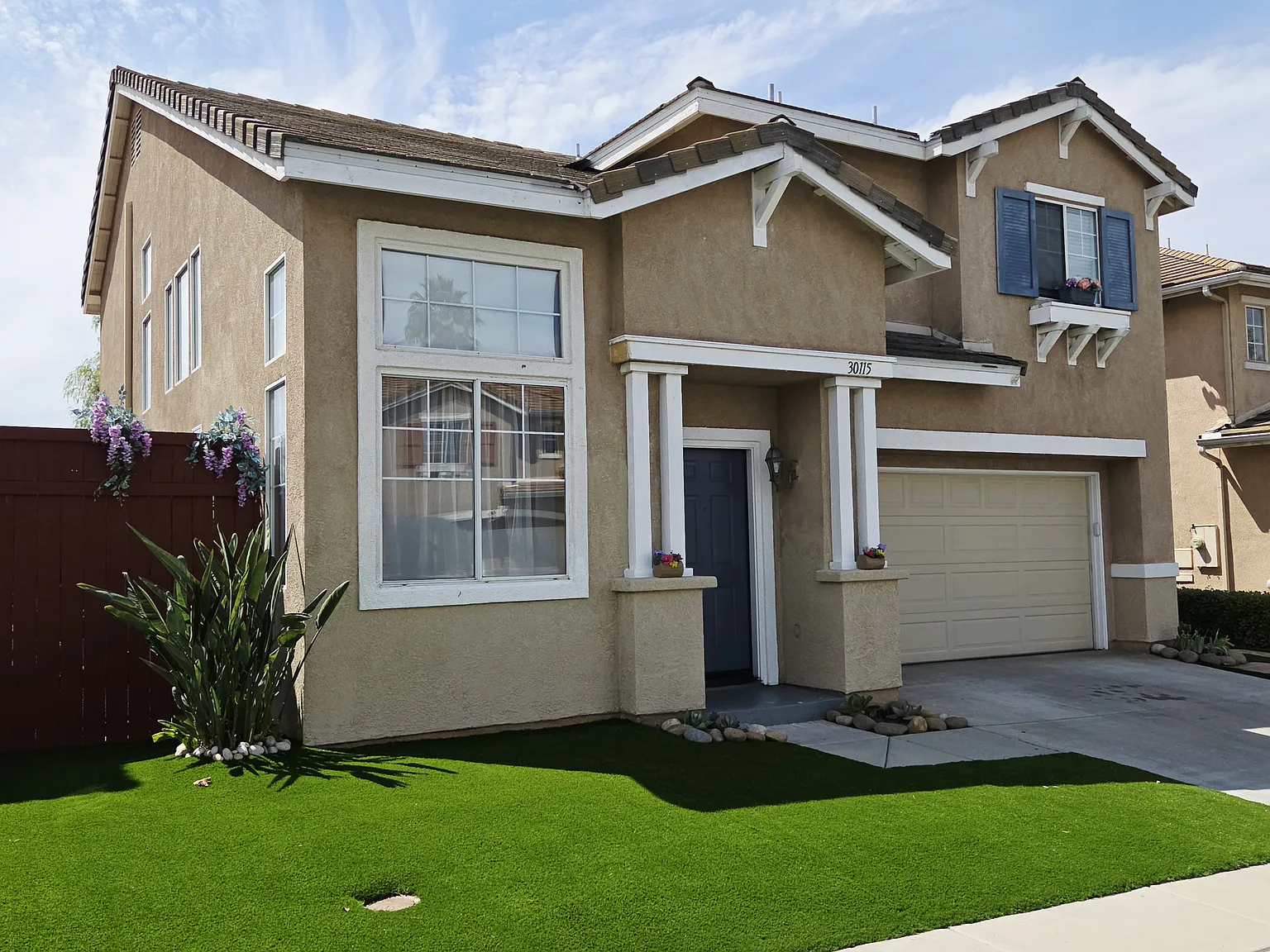 4 bed, 2.5 bath, 2000 sqft, $3,900 — Photo 1