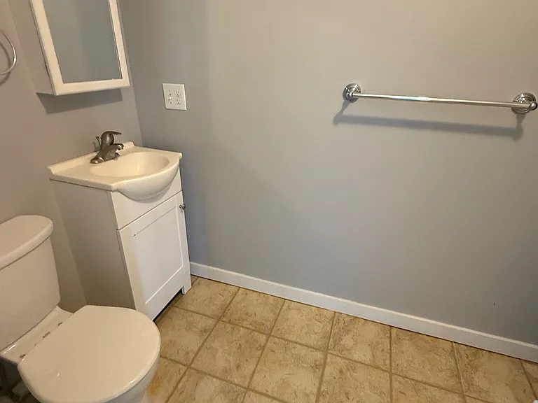 2415 US Route 7 N #6 — Photo 2