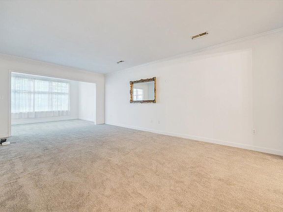 5th image of 4621 Heather Dr SW Unit 103