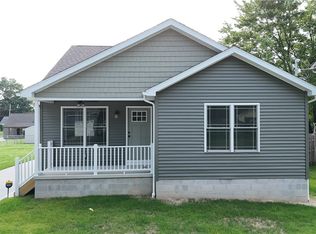 434 8th St, Struthers, OH 44471