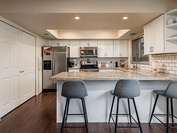 2nd image of 4621 S Mill Ave