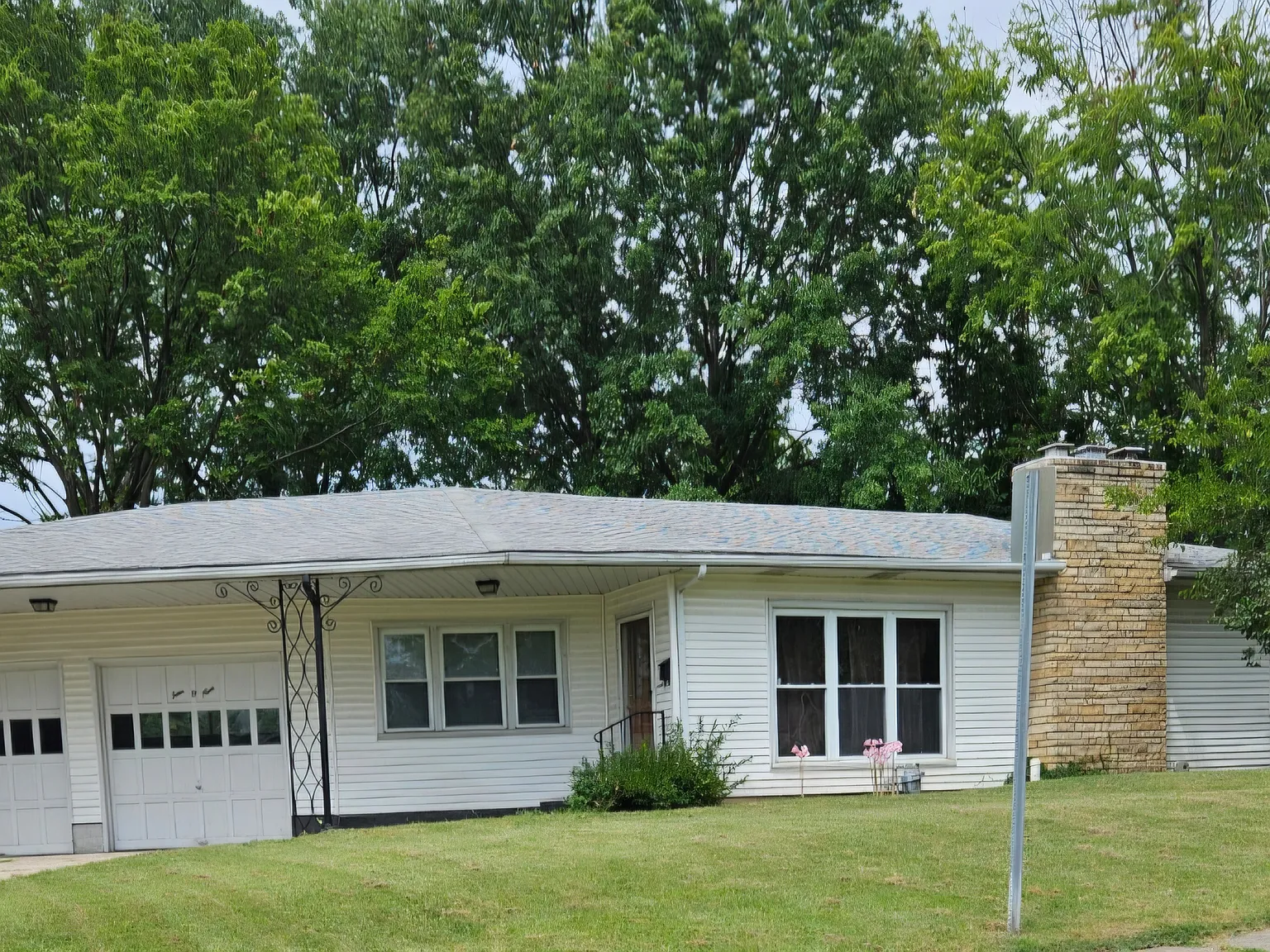 2 bed, 1235 sqft, $1,400 — Photo 4