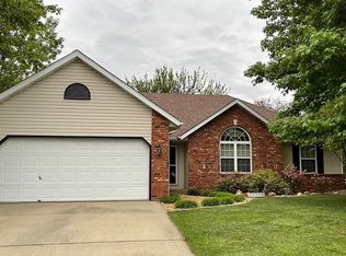 3 Stonebrooke, Troy, IL 62294