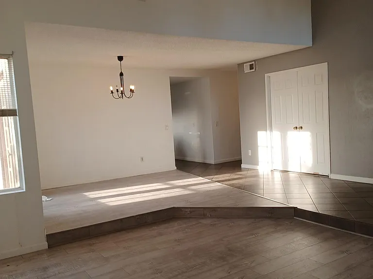 Pueblo Rd — Photo 9