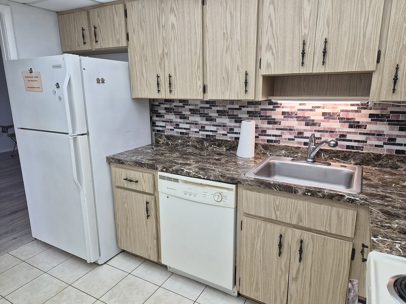 2 bed, 1.5 bath, 954 sqft, $1,495 — Photo 3