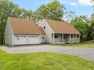 941 Doe Valley Rd, Athol, MA 01331