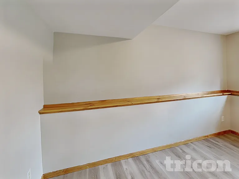 5535 Highland Trl — Photo 13