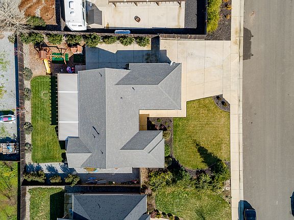 2nd image of 3522 Humbug Dr