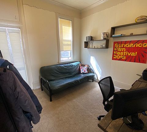 4th image of 113 S Lake Ave Floor 1