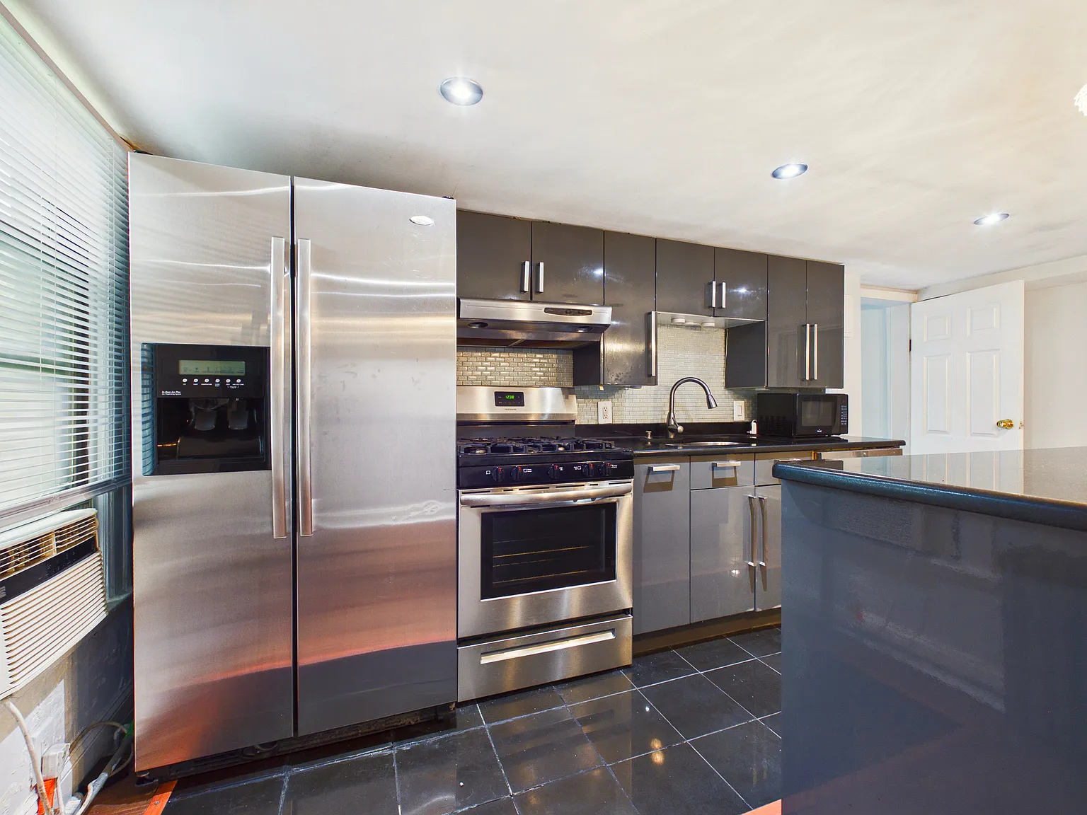 1409 Monroe St NE — Photo 1