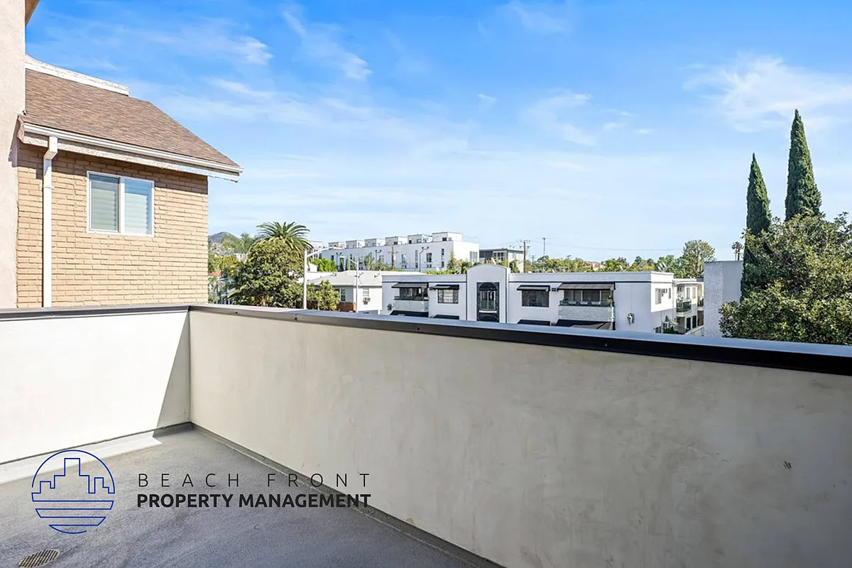 Building Photo - 1011 N. Crescent Heights Blvd.