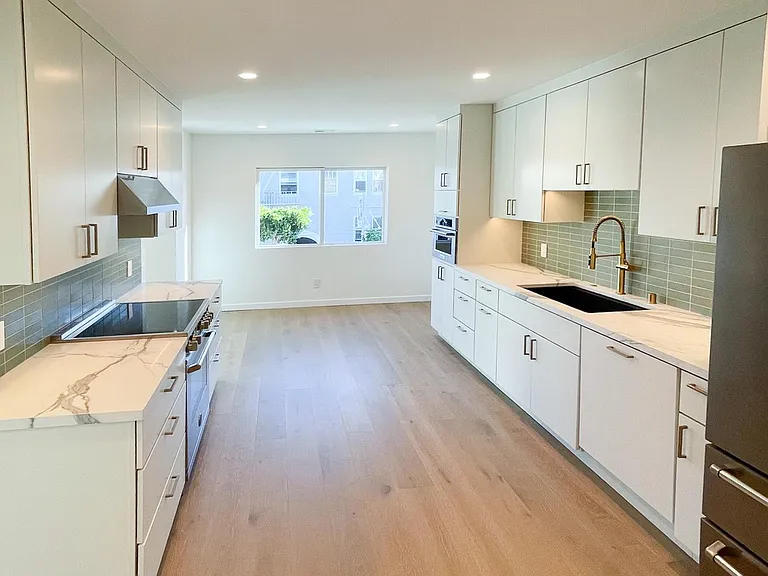 1760 Union St #4 — Photo 16