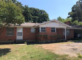 110 E Randol Mill Rd, Arlington, TX 76011