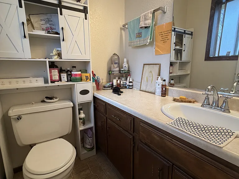 814 Carmen Dr #C — Photo 14