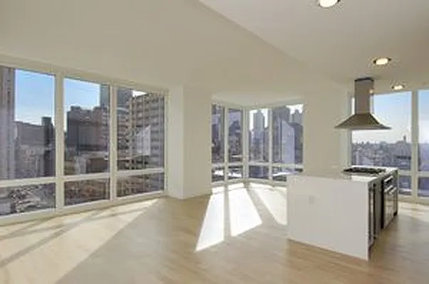 Rented by Corcoran | media 22