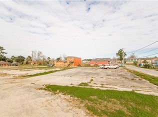 5629 E Saint Bernard Hwy, Violet, LA 70092