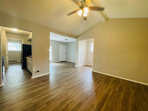 3rd image of 5666 Bienville Dr