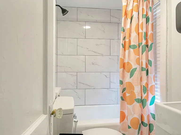 3178 Madison Rd #4 — Photo 10