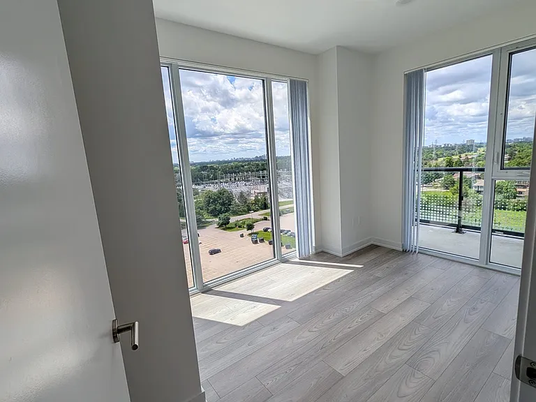 5858 Yonge St #1123 — Photo 7