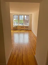 Rented by K & O Realty Associates Inc.