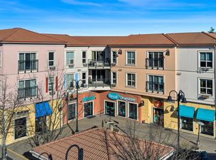 1642 McKenzie Ave #210, Saanich, BC V8N0A3