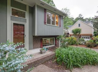 5009 Hollyridge Dr, Raleigh, NC 27612