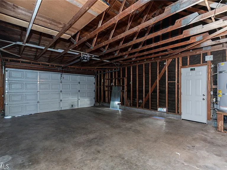 16752 Leafwood Cir — Photo 21