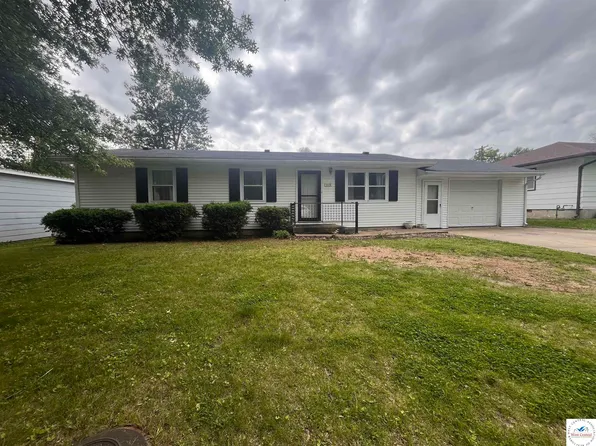 505 Theodore St, Tipton, MO 65081