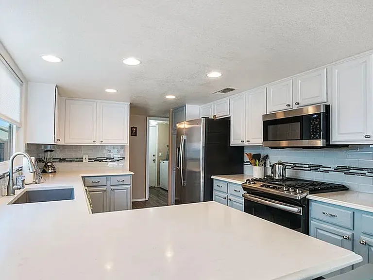 Upgraded Kitchen