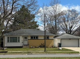 1117 Acewood Blvd, Madison, WI 53716