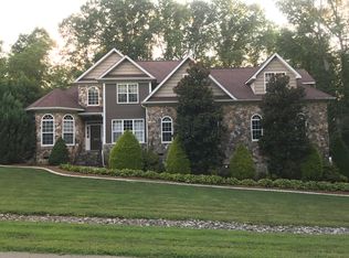 1883 Lynmore Dr, Sherrills Ford, NC 28673