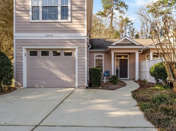 2744 Laurelwood Ln, Tallahassee, FL 32308