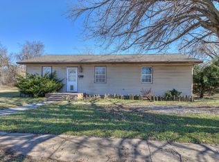 720 N Miles Ave, El Reno, OK 73036