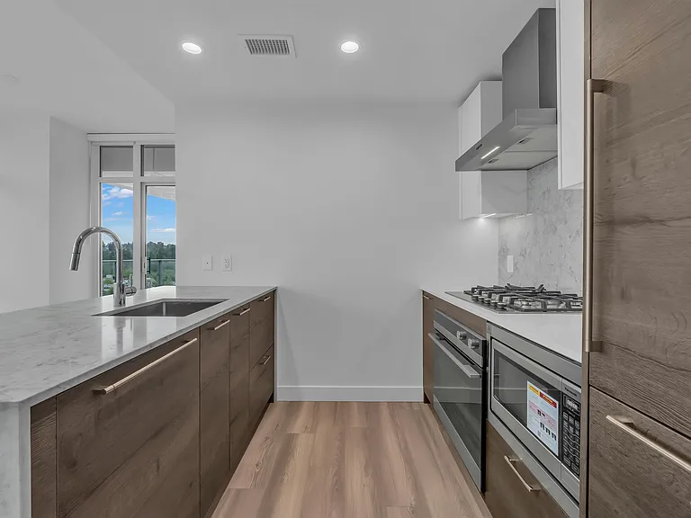 2381 Beta Ave #706 — Photo 4