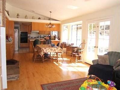 3rd image of 25933 Kaywood Way