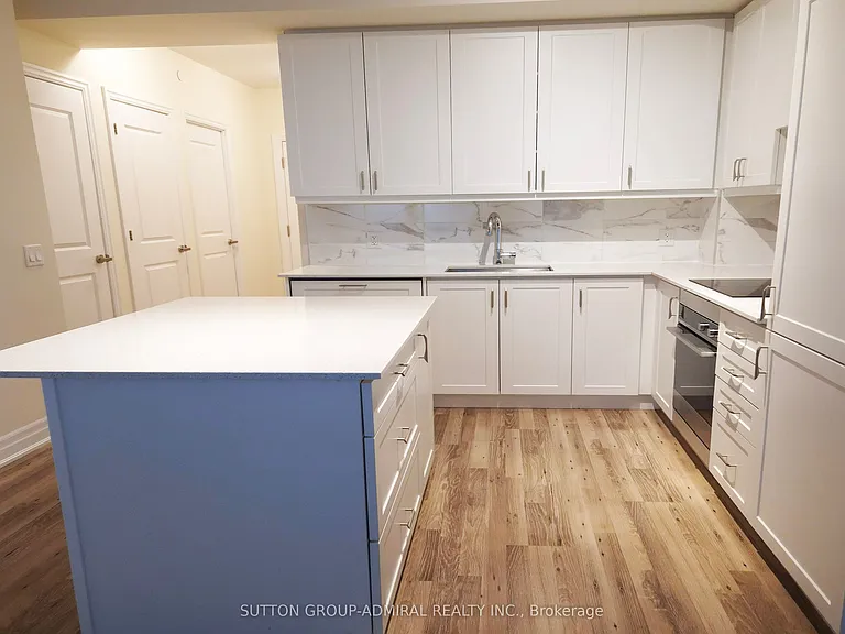 9085 Jane St #1701 — Photo 3