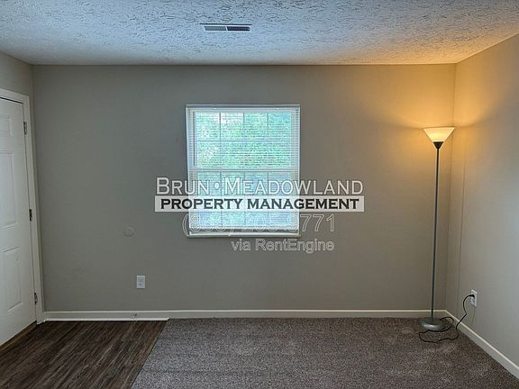 3rd image of 8719 Gleason Dr #C