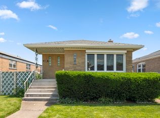 6235 S Nashville Ave, Chicago, IL 60638