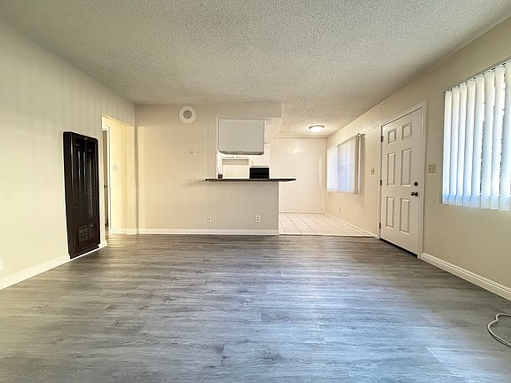 5th image of 1104 S Marengo Ave APT B