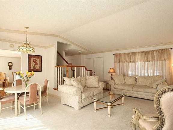 4th image of 48480 Flagstaff Pl