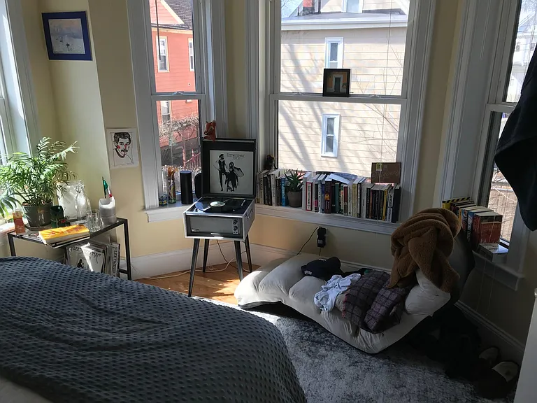 118 Holland St #2 — Photo 9