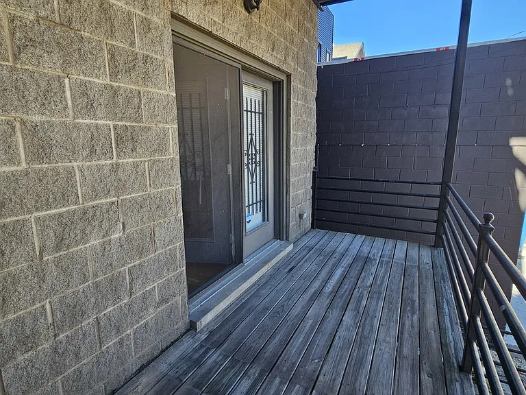 509 N Hartland Ct #2N — Photo 13