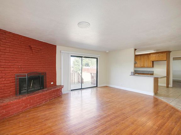 5th image of 7859 Cottonwood Ln