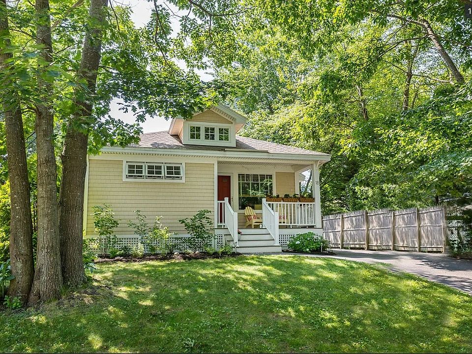 1st image of 18 Taylor St