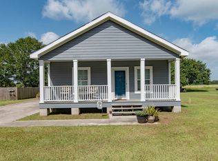 1204 S Larriviere Rd, Youngsville, LA 70592